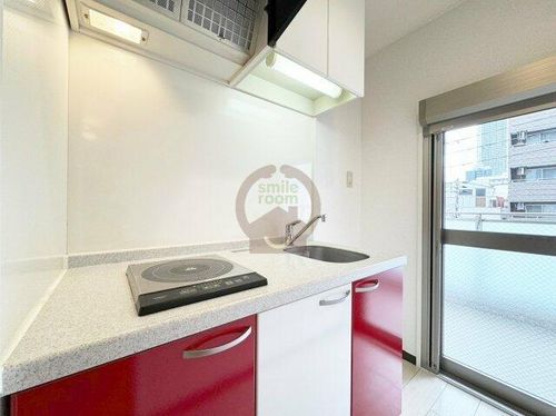 大阪府大阪市西区新町3丁目(マンション)の賃貸物件のキッチン