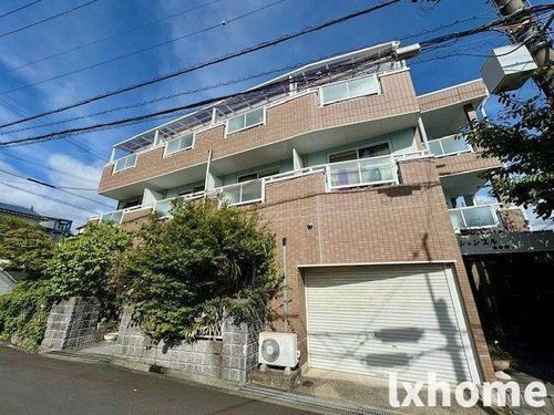 シャンブル南春日丘の外観