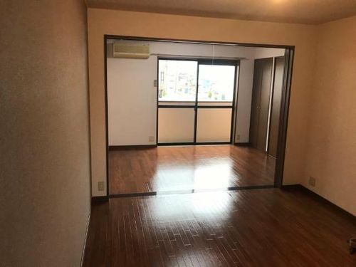 トップハイツ ドイの居間