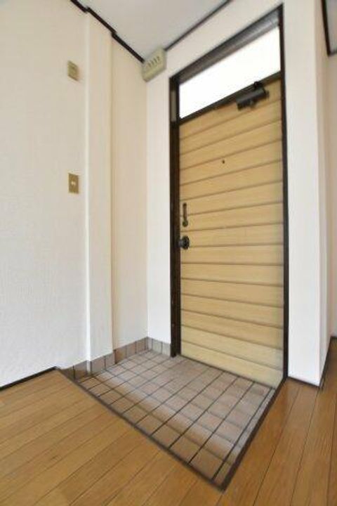 大阪府堺市中区深井北町(マンション)の賃貸物件の玄関