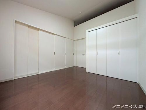 グレイス長等の内装