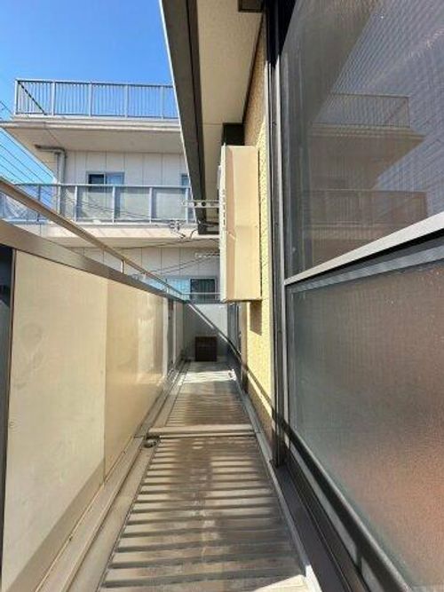 リファインド二ツ屋の内装