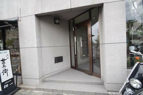 サニーコート301の玄関
