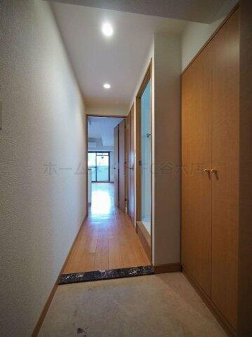 プレサンス中之島公園南の玄関