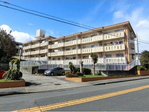 エミナンス弥富が丘の外観