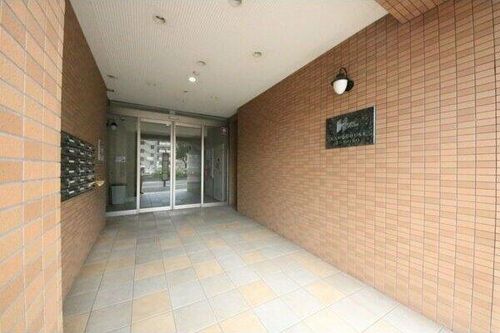 ランドハウス八事の玄関
