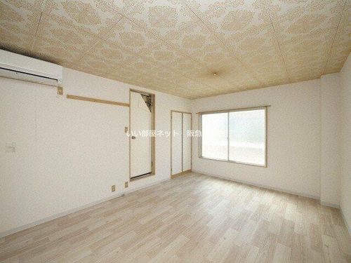 コーポセブンの居間