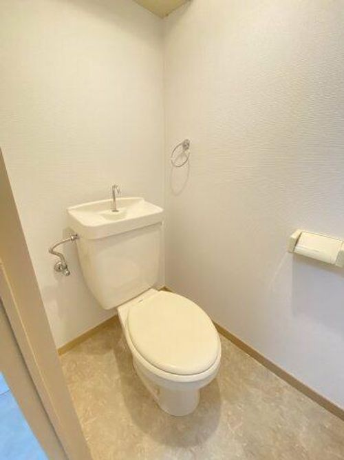 第5グランドハイツ服部の内装