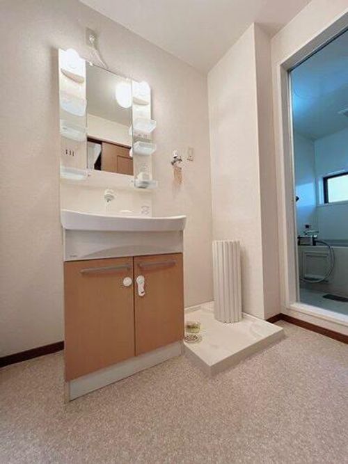 エントピアの内装