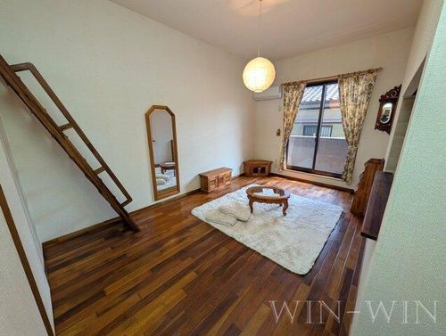 セザンヌ西高師の内装