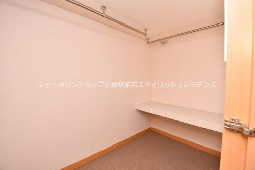 レオパレスシャルム宝の内装