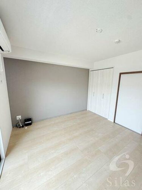 兵庫県宝塚市中筋5丁目(マンション)の賃貸物件の居間