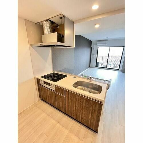 スプランディッド新大阪VIIのキッチン