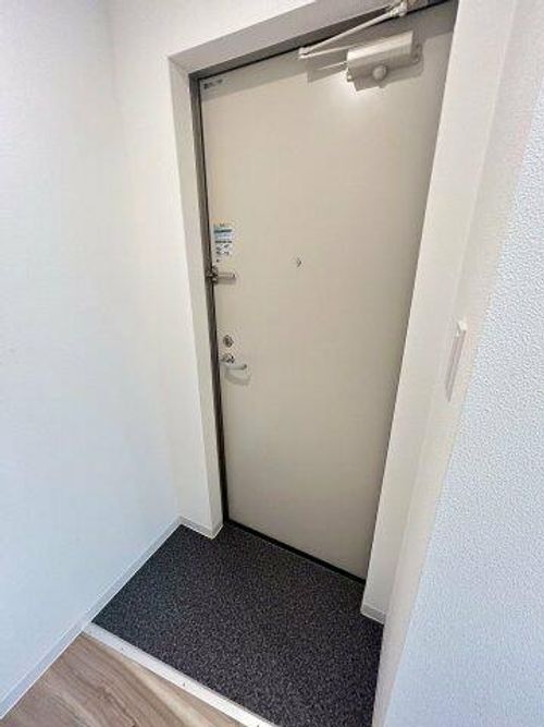 大阪府高石市高師浜2丁目(アパート)の賃貸物件の玄関