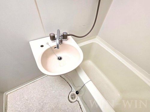 センチュリー大誠306の内装