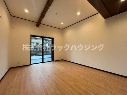 KOMOREBI西郷通の居間