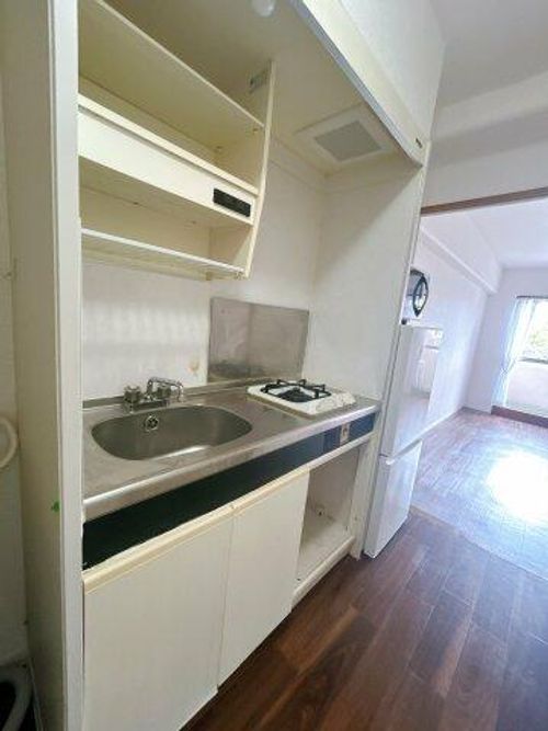 レイク東郷102のキッチン