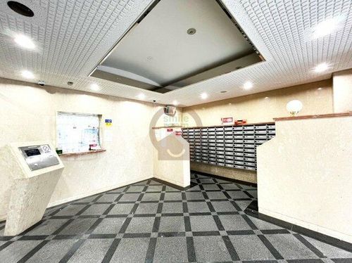 大阪府大阪市中央区博労町2丁目(マンション)の賃貸物件の玄関