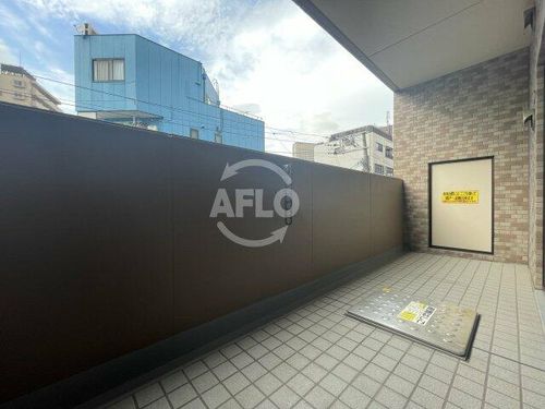 リーガル新福島の内装
