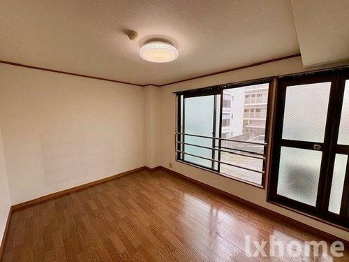 エヴリィワンの居間