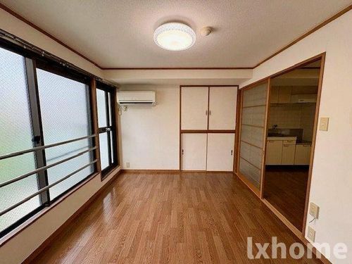 エヴリィワンの居間