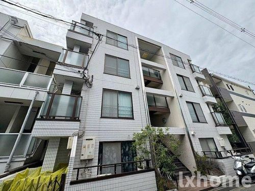 エヴリィワンの外観