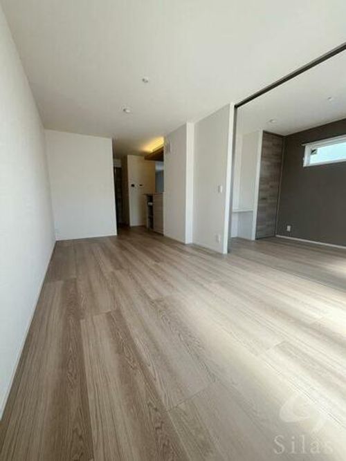 リベルテ四条梅津の居間