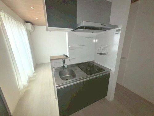 大阪府松原市岡2丁目(一戸建)の賃貸物件のキッチン