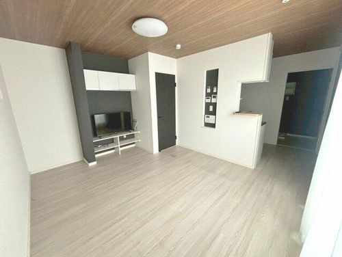 大阪府松原市岡2丁目(一戸建)の賃貸物件の居間