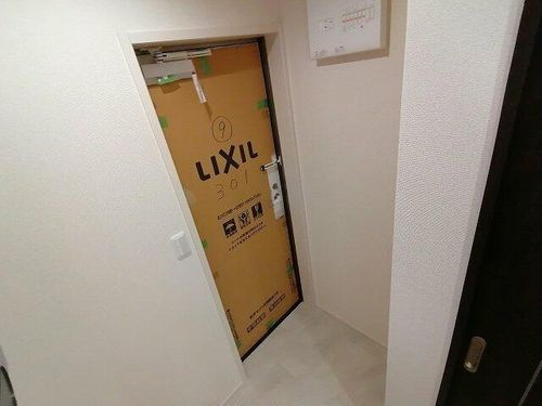 兵庫県神戸市兵庫区中道通4丁目(アパート)の賃貸物件の玄関