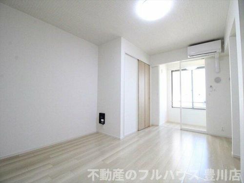 愛知県豊川市大堀町(アパート)の賃貸物件の居間