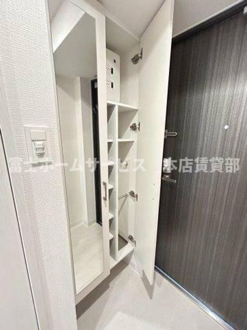 エスリード大阪平野プライムの玄関