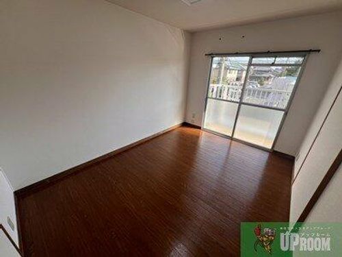 花の木農住団地竹花ハイツの居間