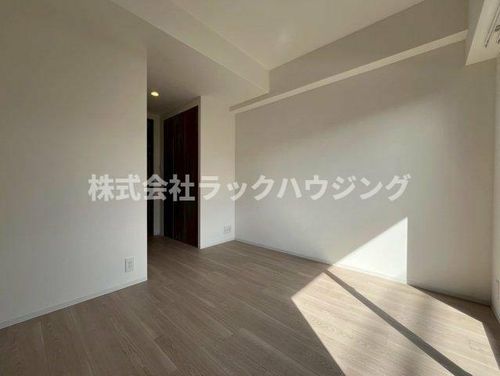 ワールドアイ大阪West Gateの居間