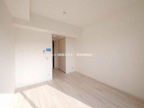 ライジングメゾン新大阪サウスの内装