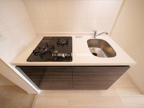 ライジングメゾン新大阪サウスのキッチン