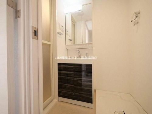 ライジングメゾン新大阪サウスの内装