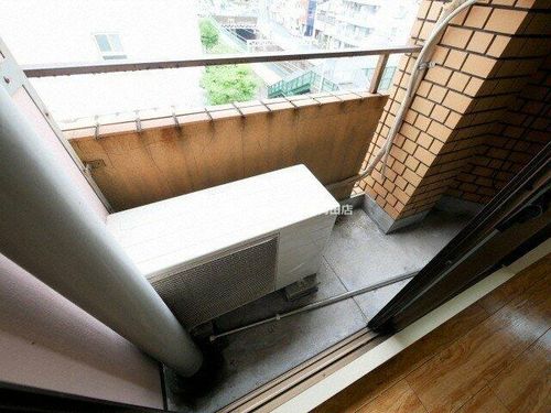 ウィン天六南館の内装