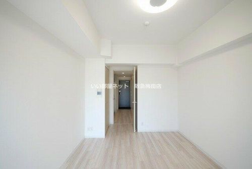 プレサンスNEO大和田STATIONベゼルの居間