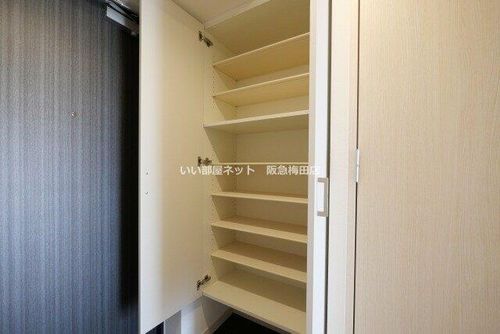プレサンスNEO大和田STATIONベゼルの内装