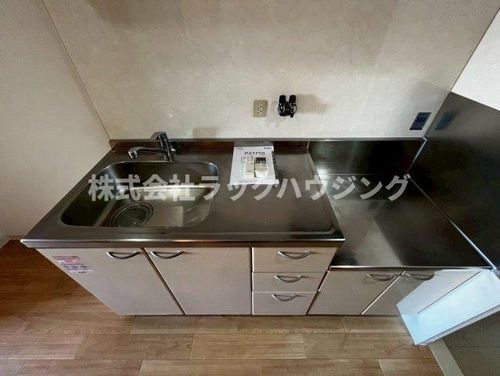 ラフィネシャンブルのキッチン