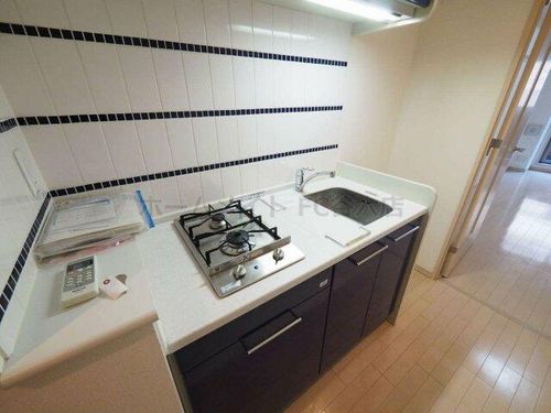 プレサンス本町プライムのキッチン