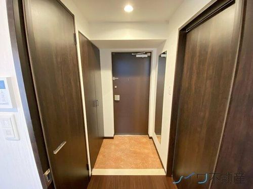 Vinoプレジオ本町の玄関