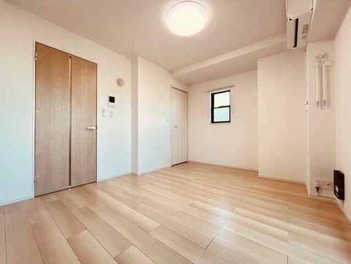 メゾン・パンジーの居間