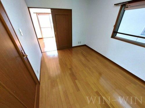 クオリティタウン上野 参番館の内装