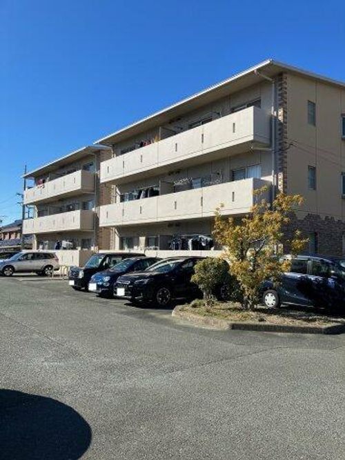 クオリティタウン上野 参番館の外観