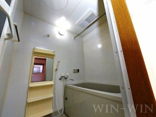 クオリティタウン上野 参番館の風呂