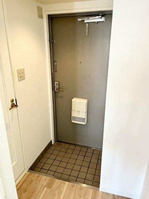 大阪府大阪市天王寺区東高津町(マンション)の賃貸物件の玄関