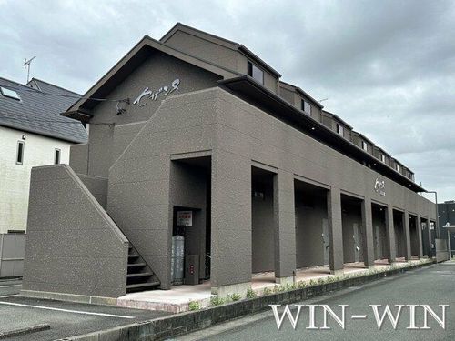 セザンヌ西高師の外観