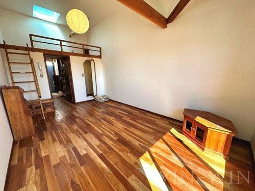 セザンヌ下地の居間